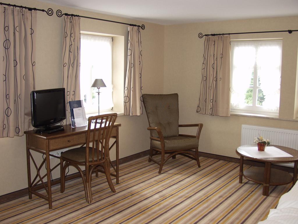 Gästehaus Dorf-Alm Willingen  Zimmer foto
