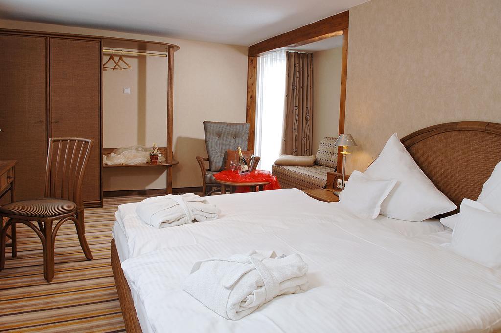 Gästehaus Dorf-Alm Willingen  Zimmer foto